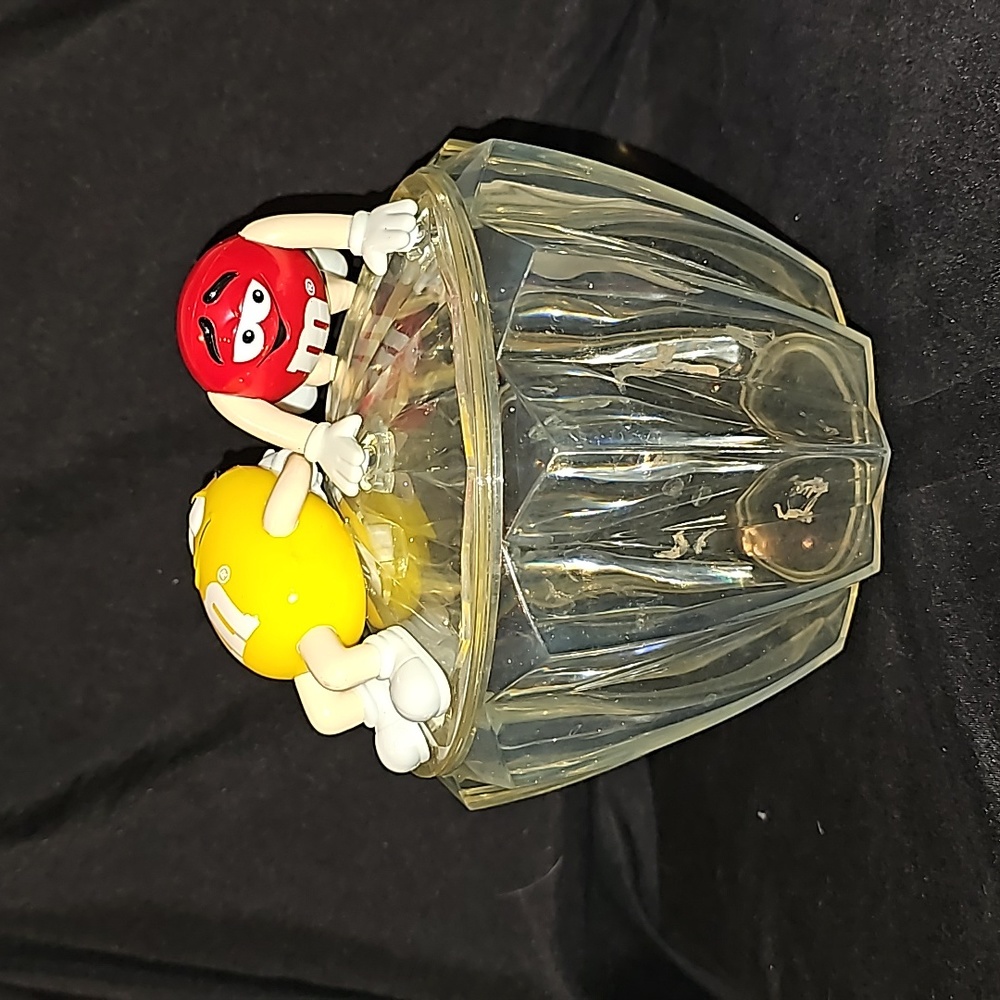 Mars M&M Candy Container - Picture 2 of 9